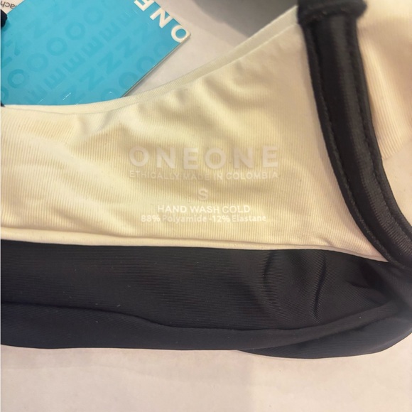 OneOne Swim Amanda Top size Small - Picture 3 of 5